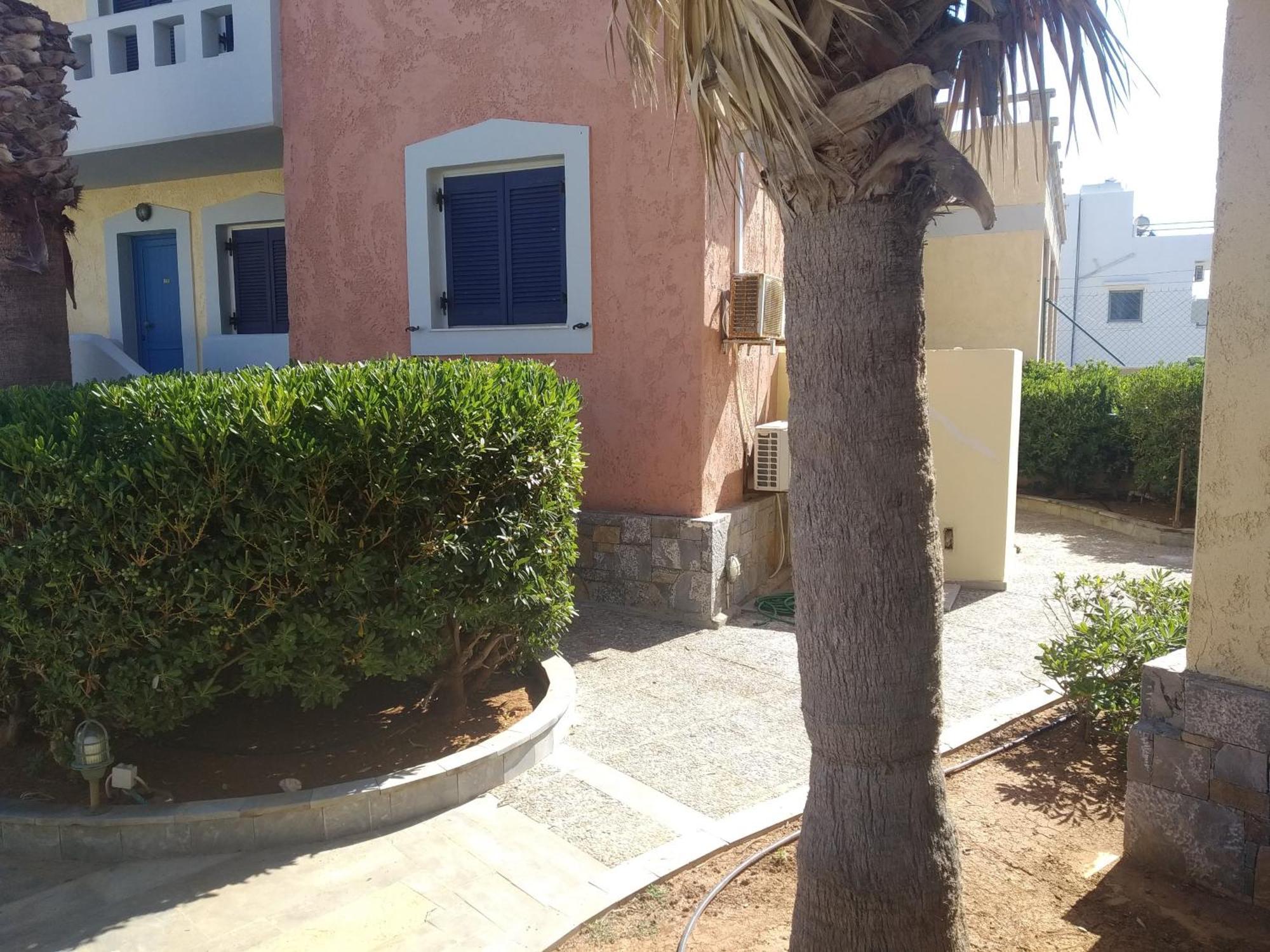 Niros Beachfront Aparthotel Kokkini Hani Экстерьер фото