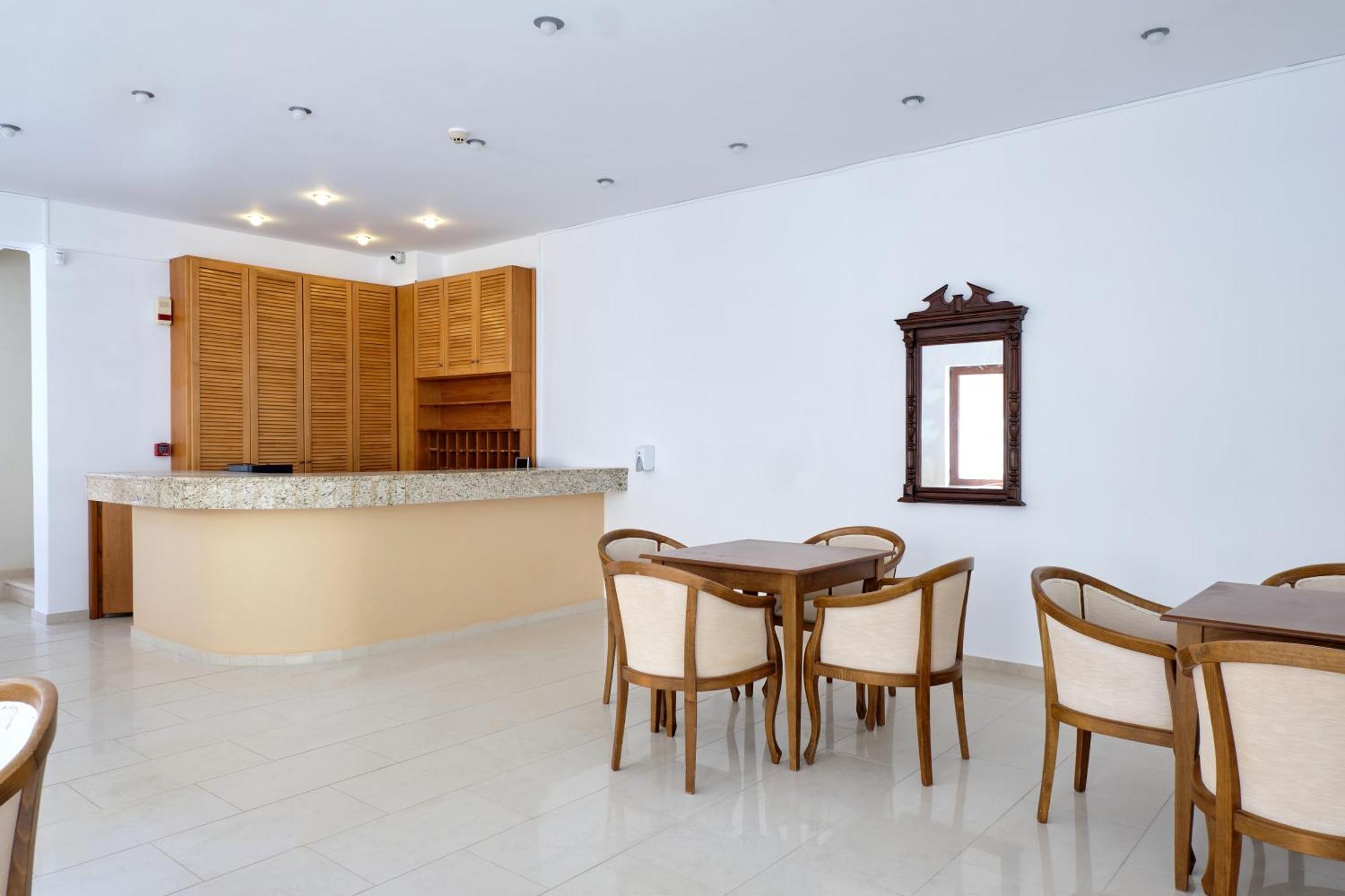 Niros Beachfront Aparthotel Kokkini Hani Экстерьер фото