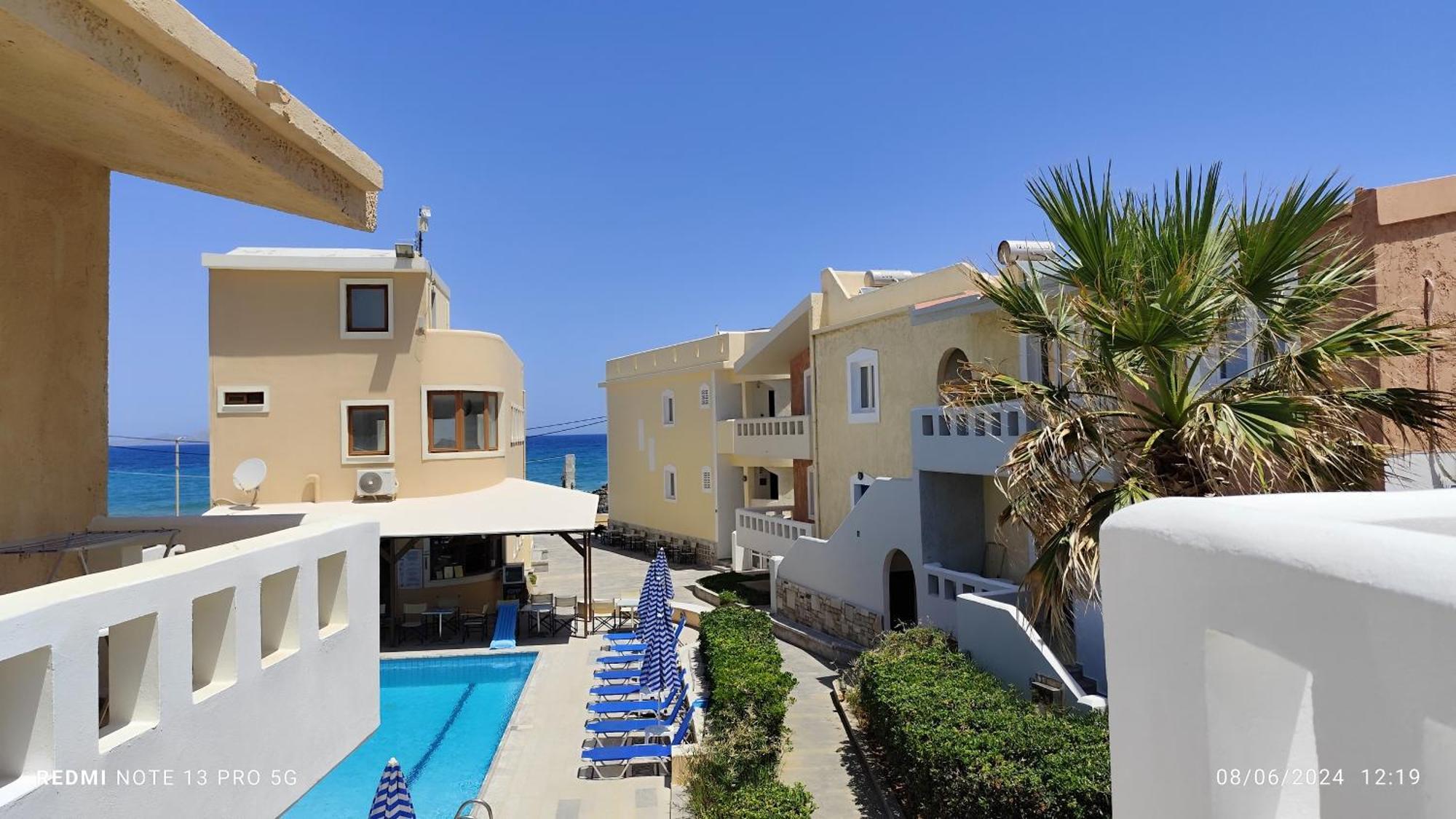 Niros Beachfront Aparthotel Kokkini Hani Экстерьер фото