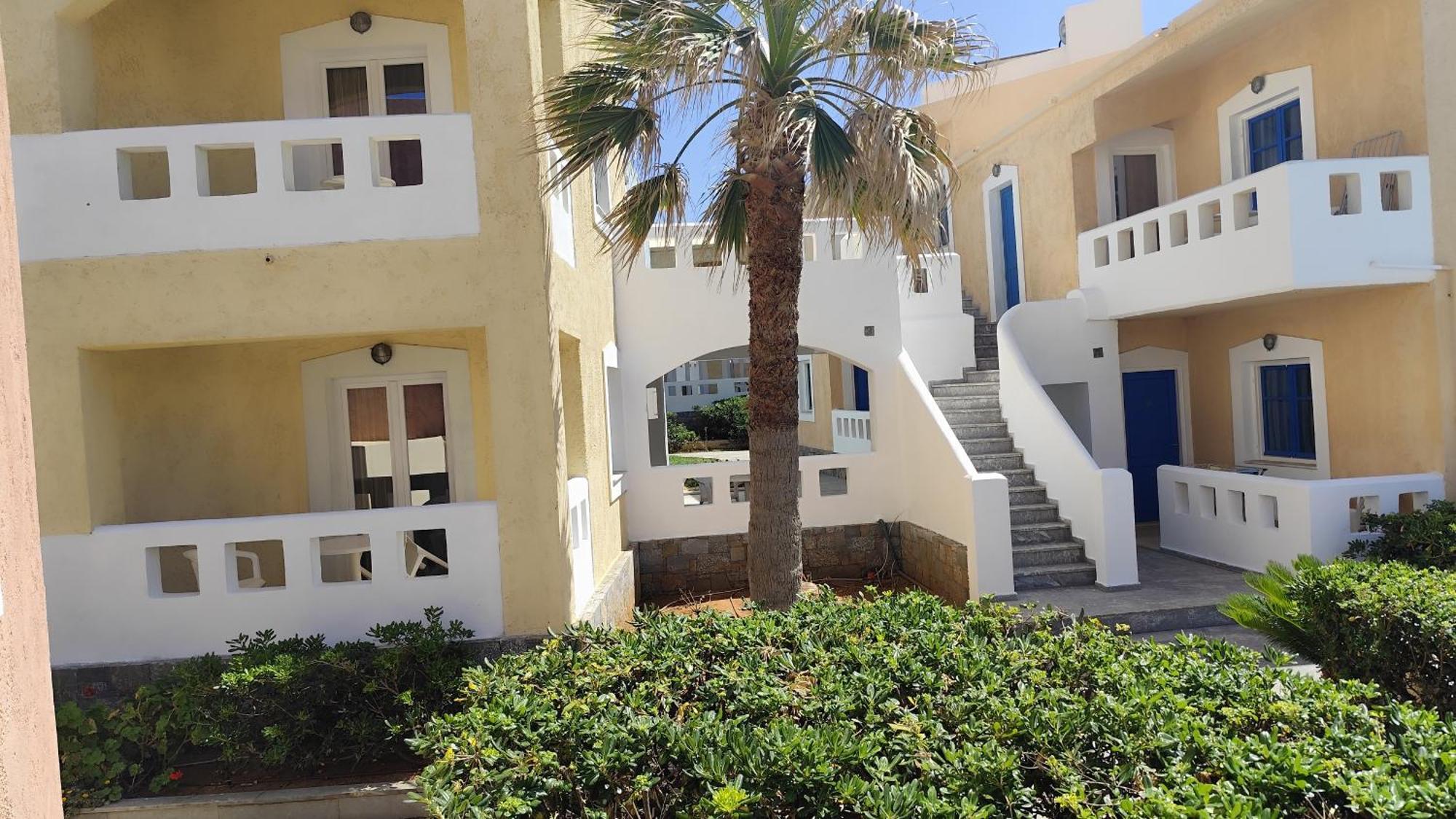 Niros Beachfront Aparthotel Kokkini Hani Экстерьер фото