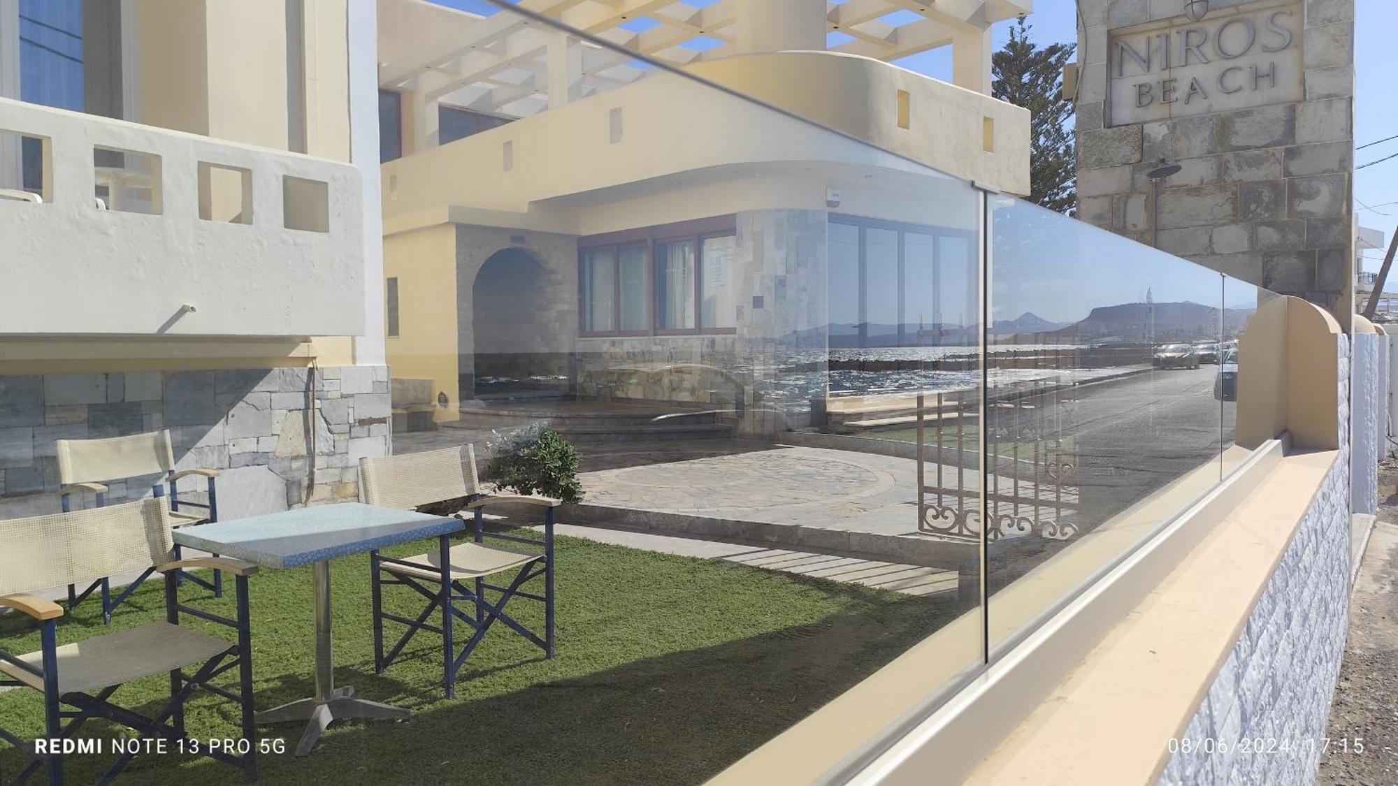 Niros Beachfront Aparthotel Kokkini Hani Экстерьер фото